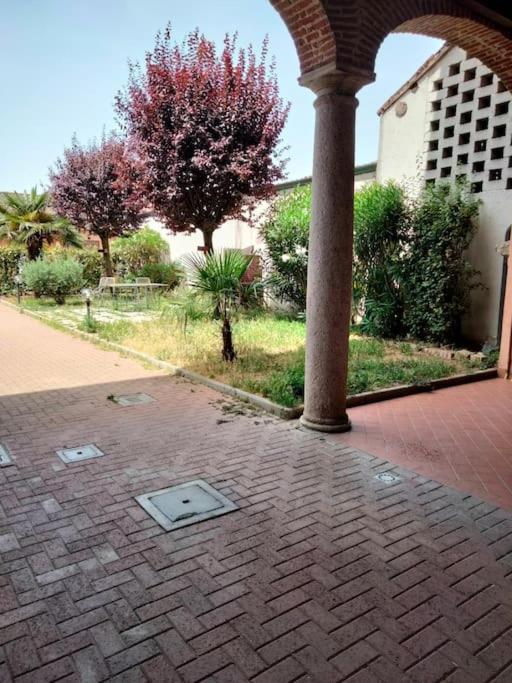 Appartamento In Cascina Lombarda Caselle Lurani Exteriör bild